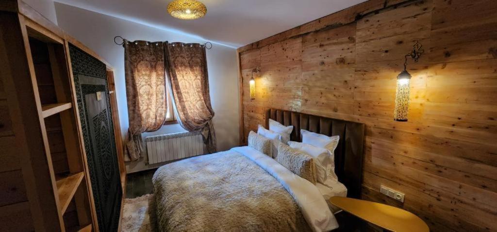 Chalets-Appartements Tourtite Ifrane  Bagian luar foto